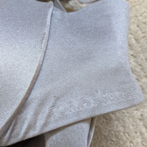 Victoria's Secret Bra Front Closure Removable Straps Full Coverage 34D - Picture 5 of 6